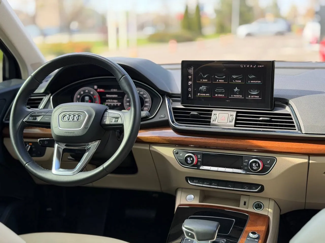 Audi Q5 - фото 28