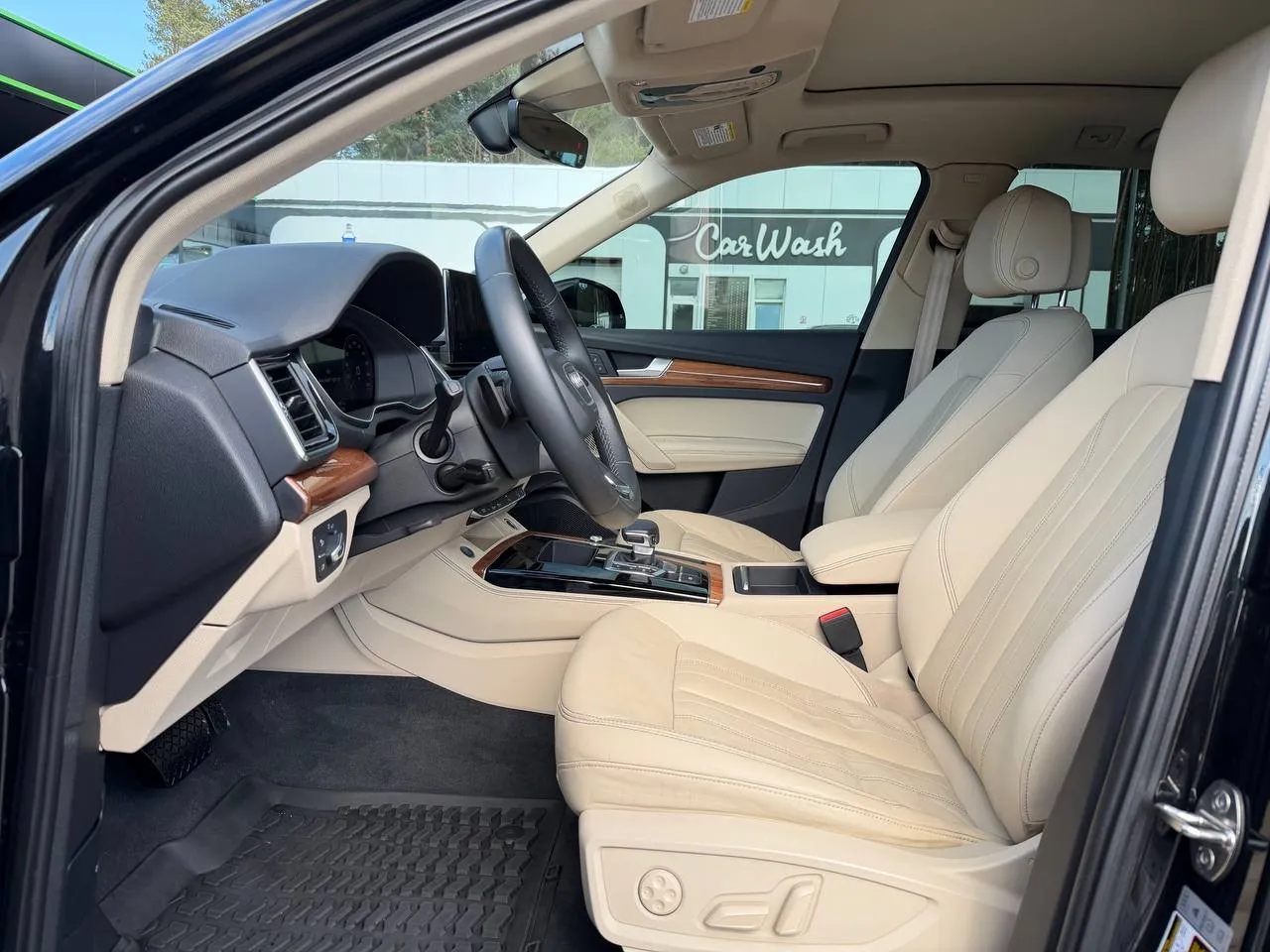 Audi Q5 - фото 22