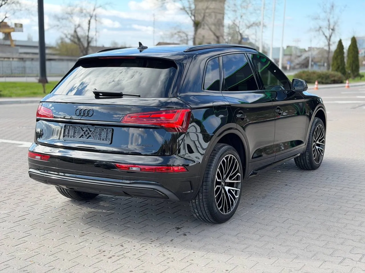 Audi Q5 - фото 11