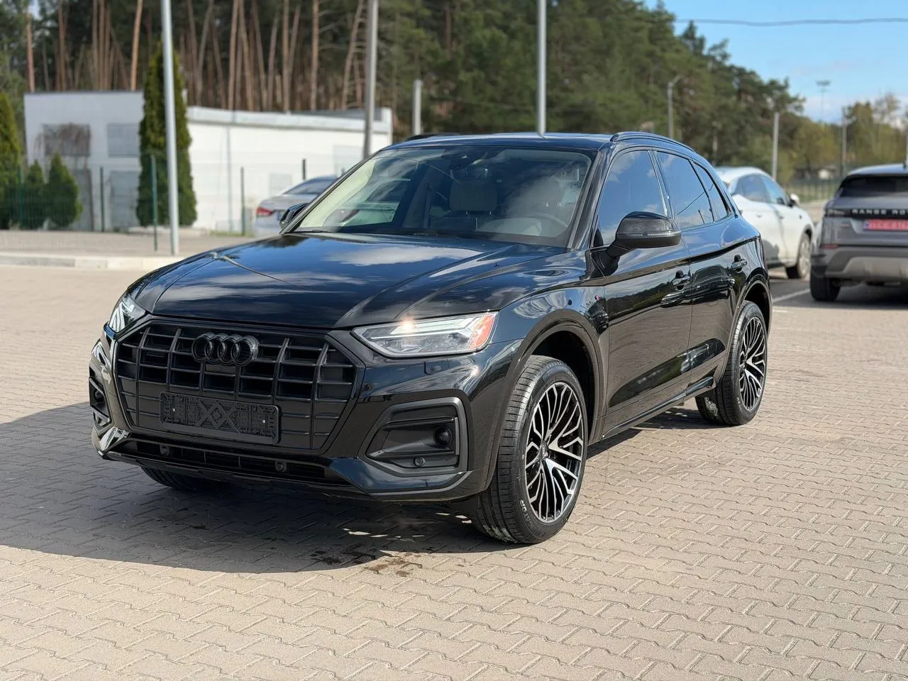 Audi Q5 - фото 1