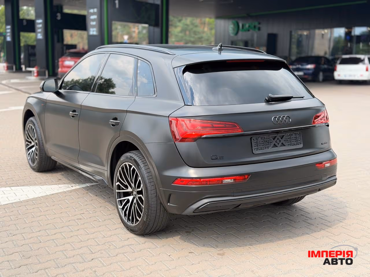 Audi Q5 - фото 16