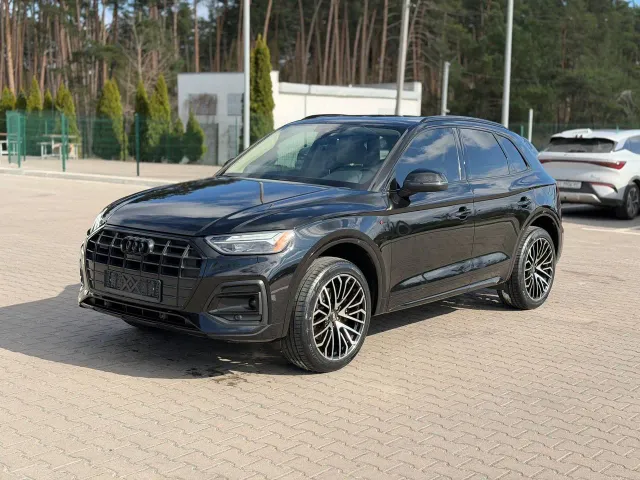 Audi Q5 - фото 4