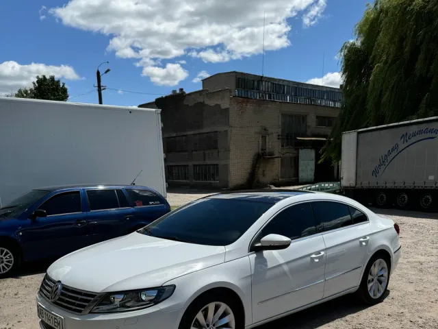 Volkswagen Passat CC - фото 1
