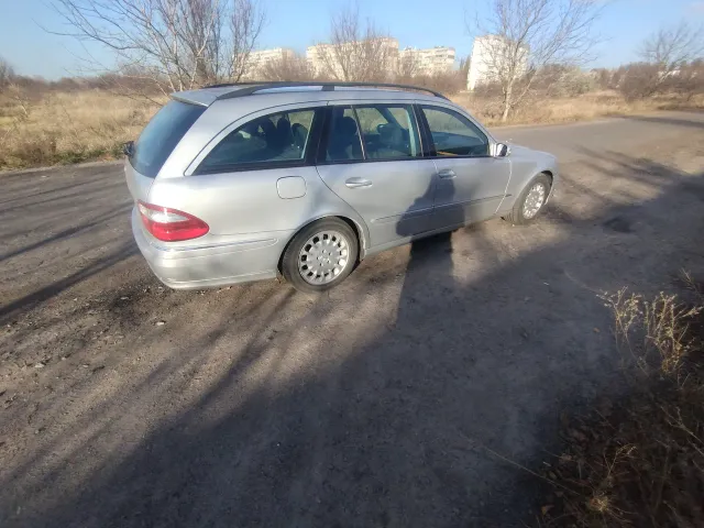Mercedes-Benz E-Класс - фото 4