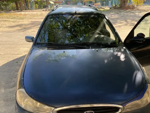 Ford Mondeo - фото 1