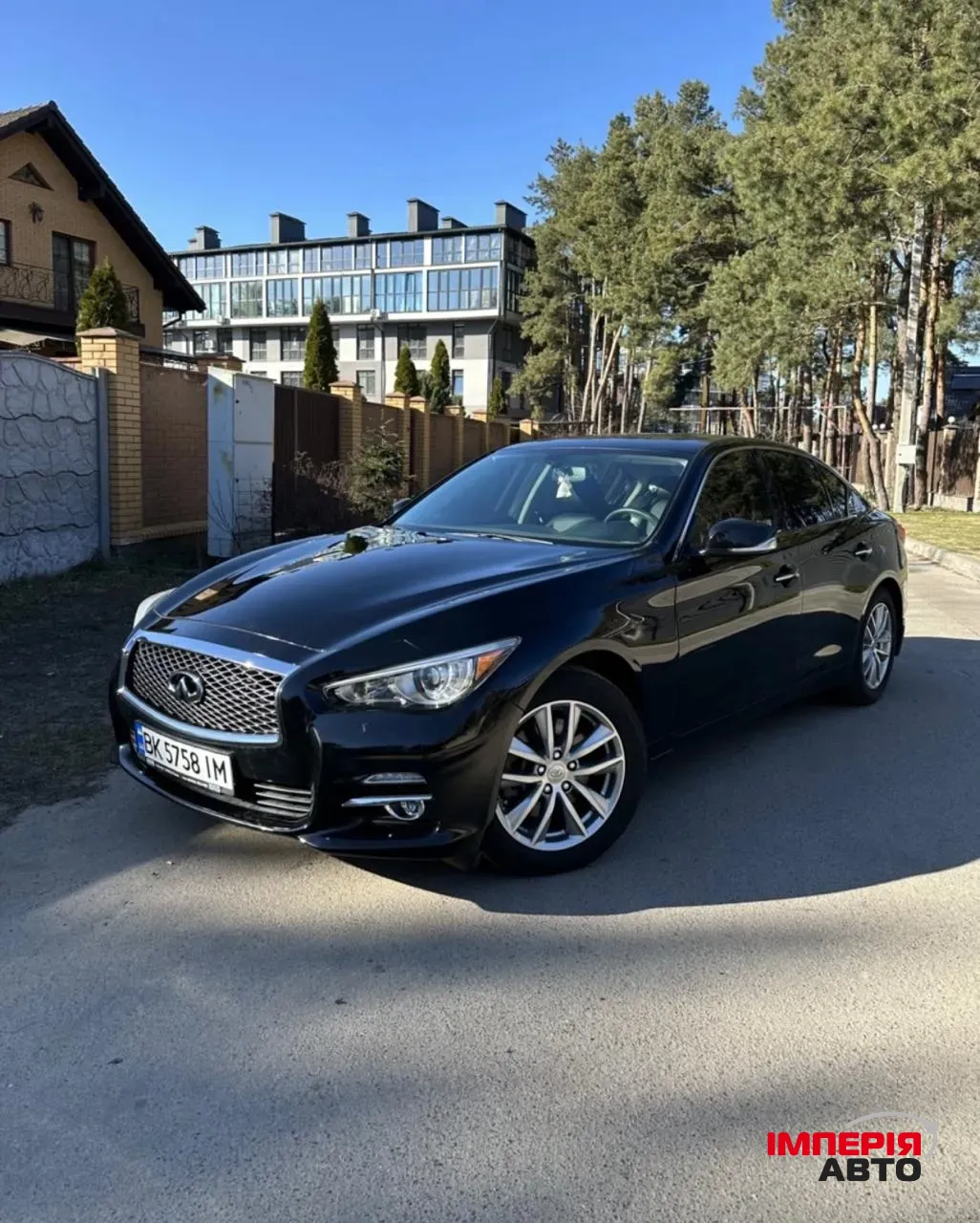 Infiniti Q50 - фото 1