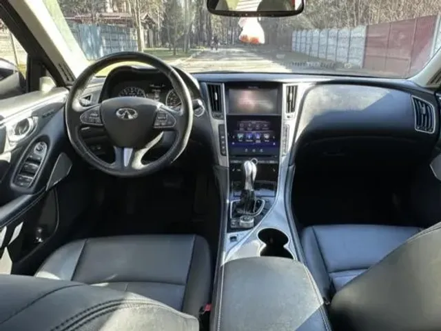Infiniti Q50 - фото 3
