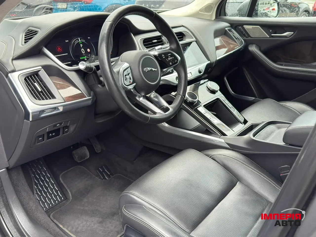 Jaguar I-Pace - фото 9