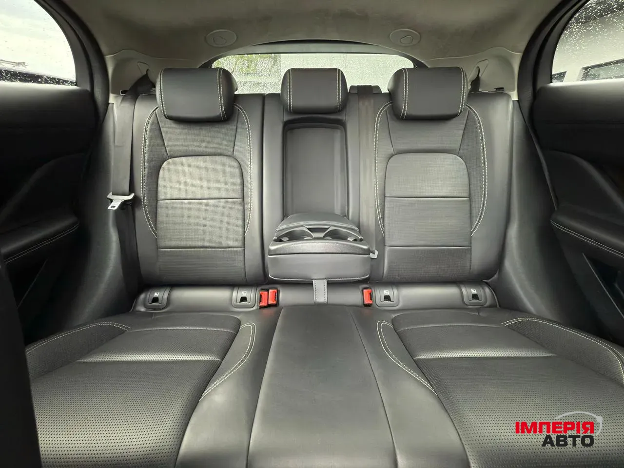 Jaguar I-Pace - фото 15