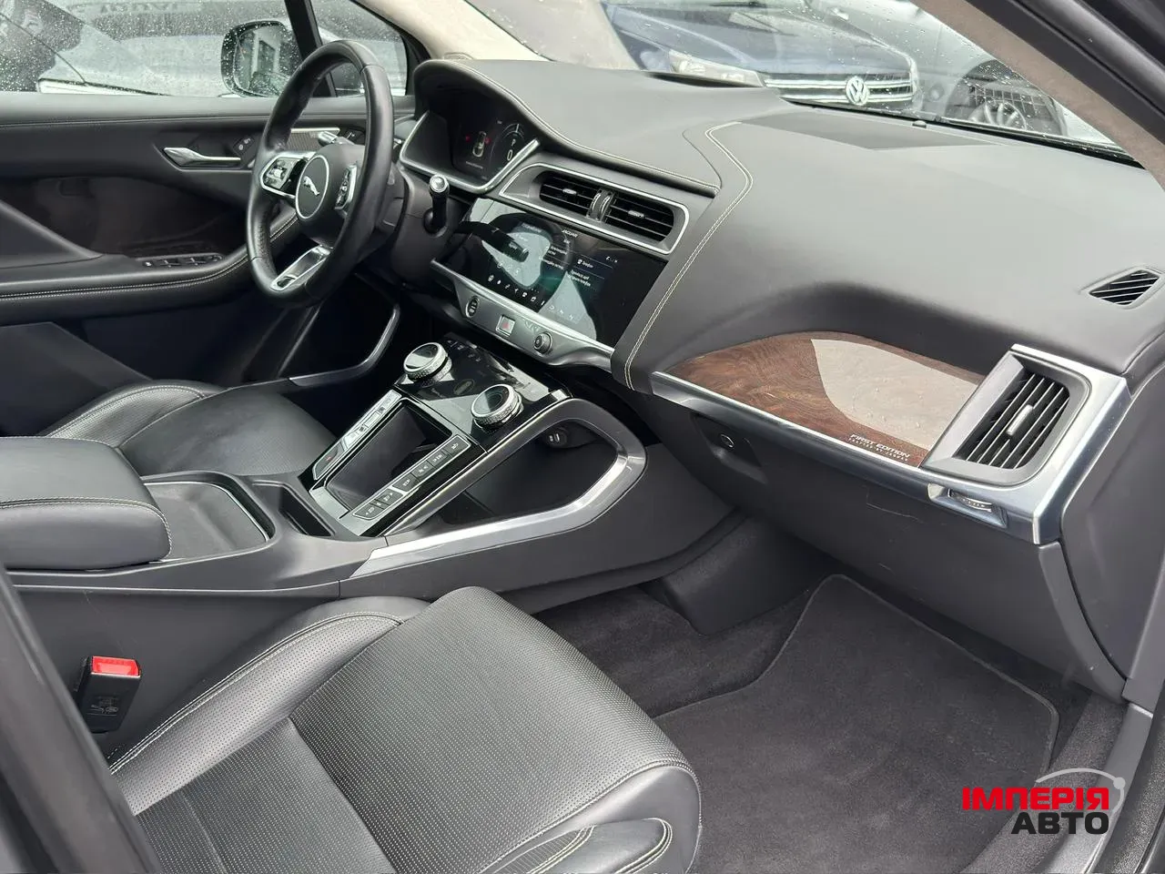 Jaguar I-Pace - фото 10