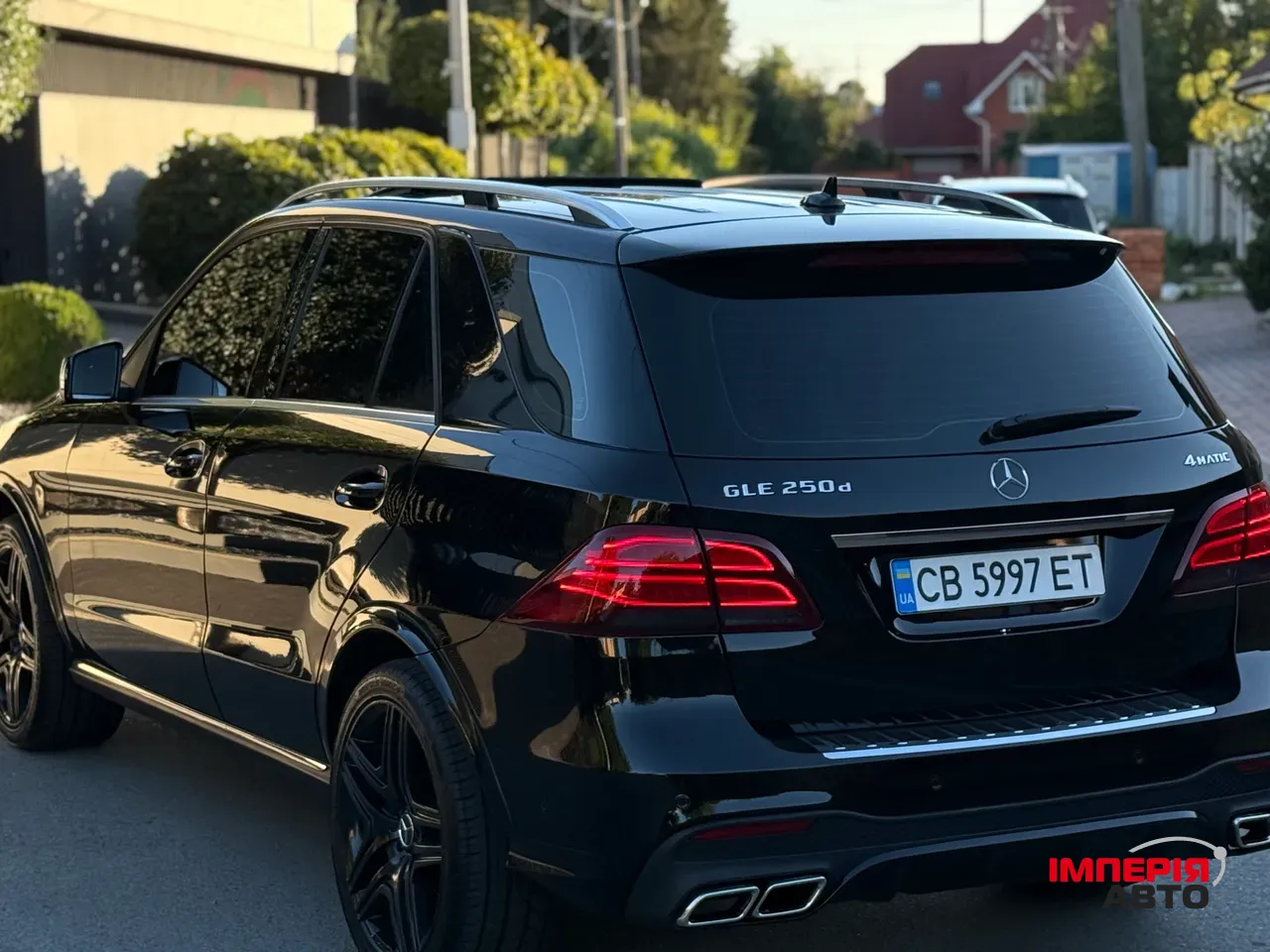 Mercedes-Benz GLE - фото 6