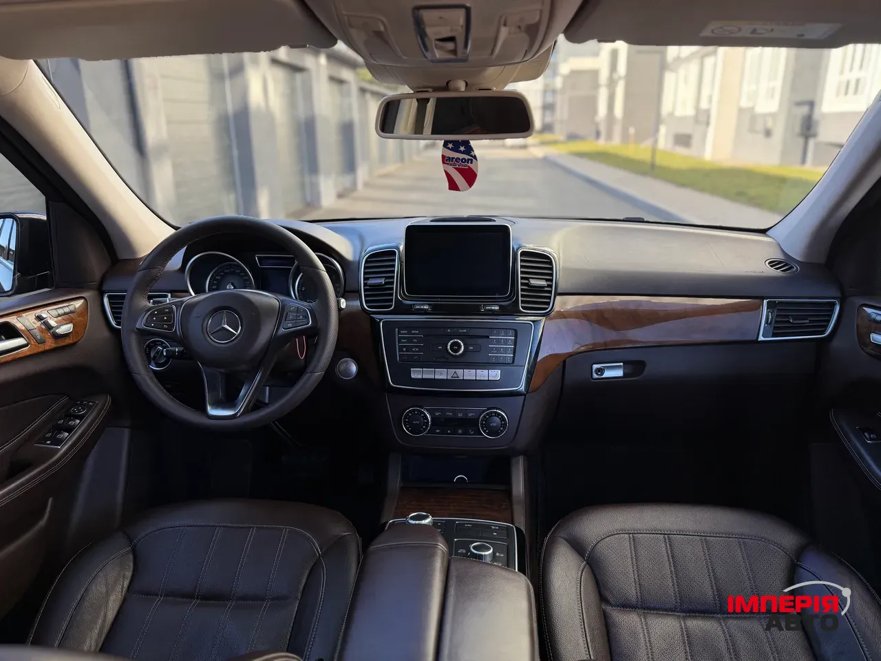 Mercedes-Benz GLE - фото 16