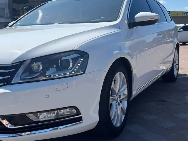 Volkswagen Passat - фото 1