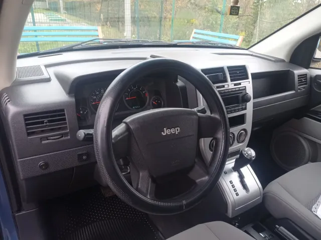 Jeep Compass - фото 4