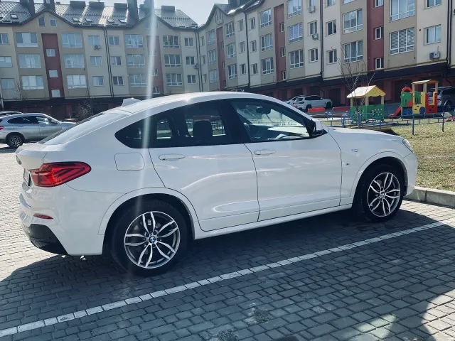 BMW X4 - фото 5