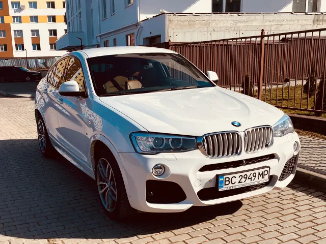 BMW X4 - фото 4