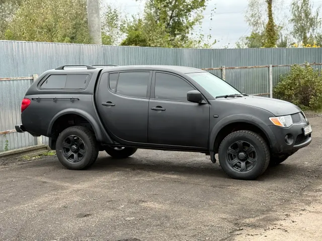 Mitsubishi L200 - фото 5