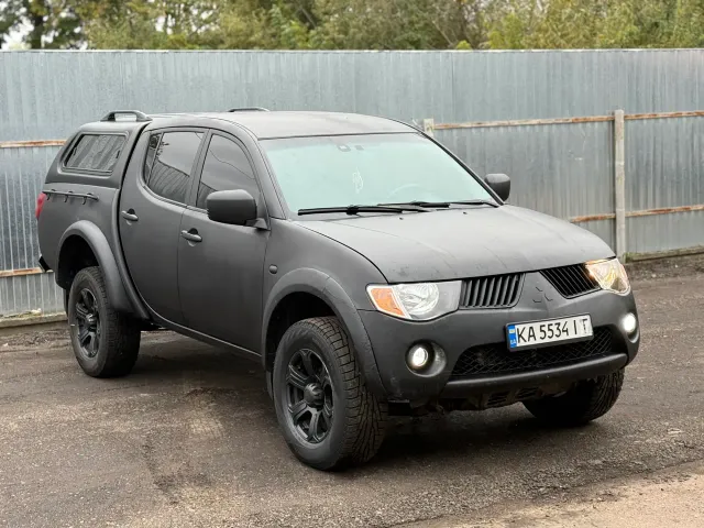 Mitsubishi L200 - фото 4