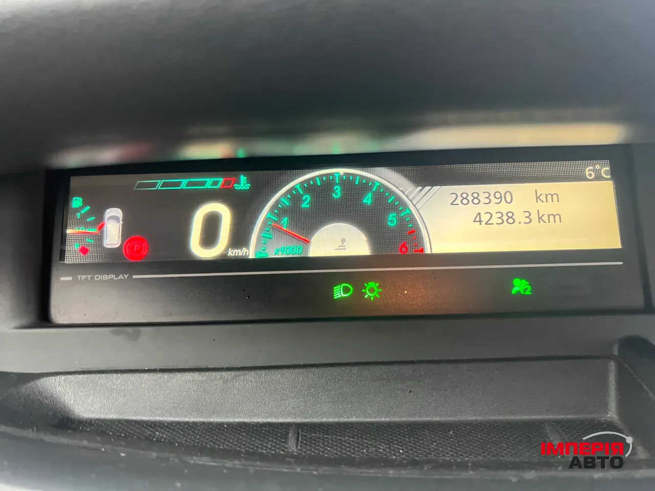 Renault Scenic - фото 6