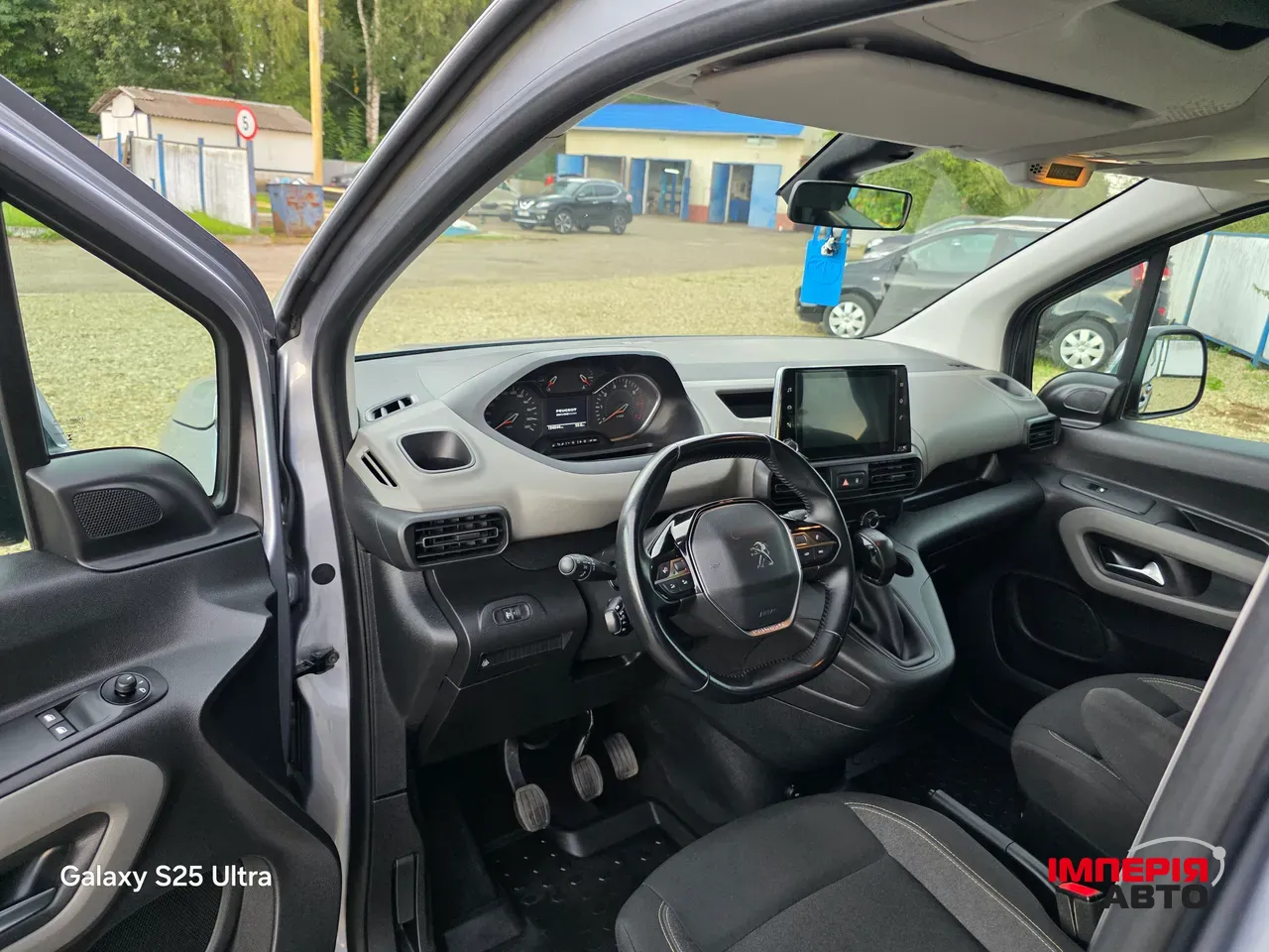 Peugeot Rifter - фото 25