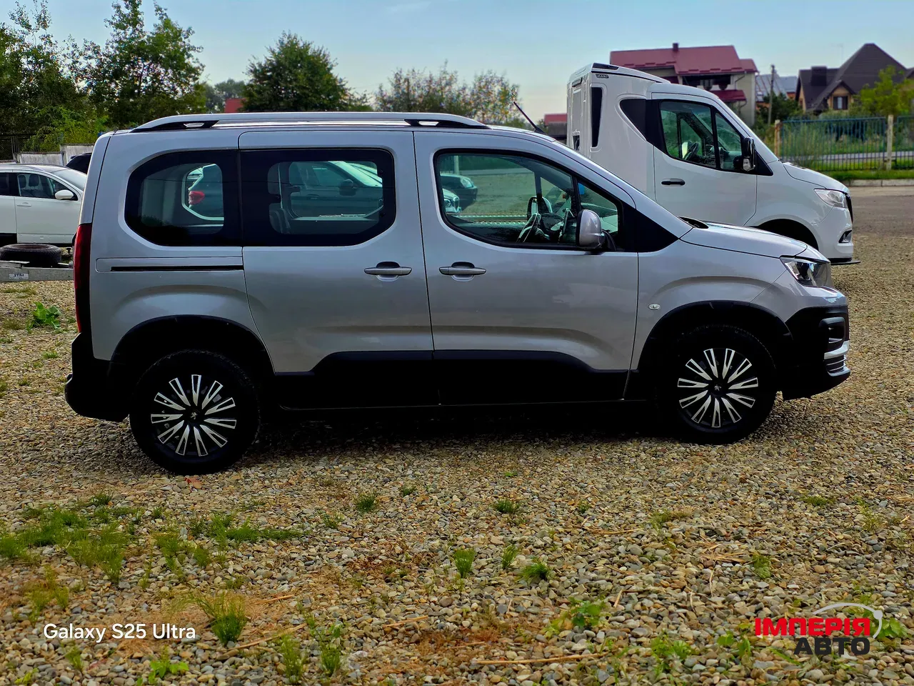 Peugeot Rifter - фото 12