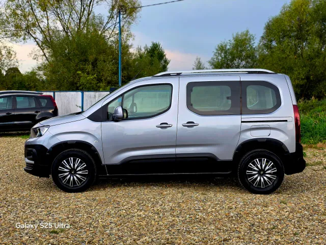 Peugeot Rifter - фото 5