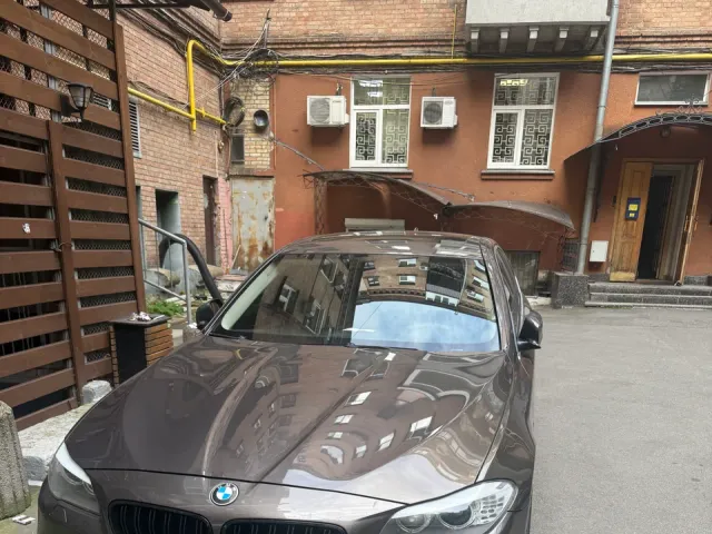 BMW 5 серії - фото 4