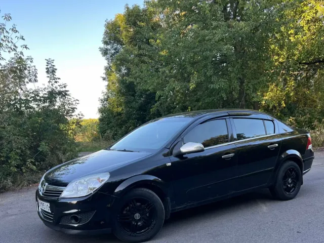 Opel Astra - фото 4