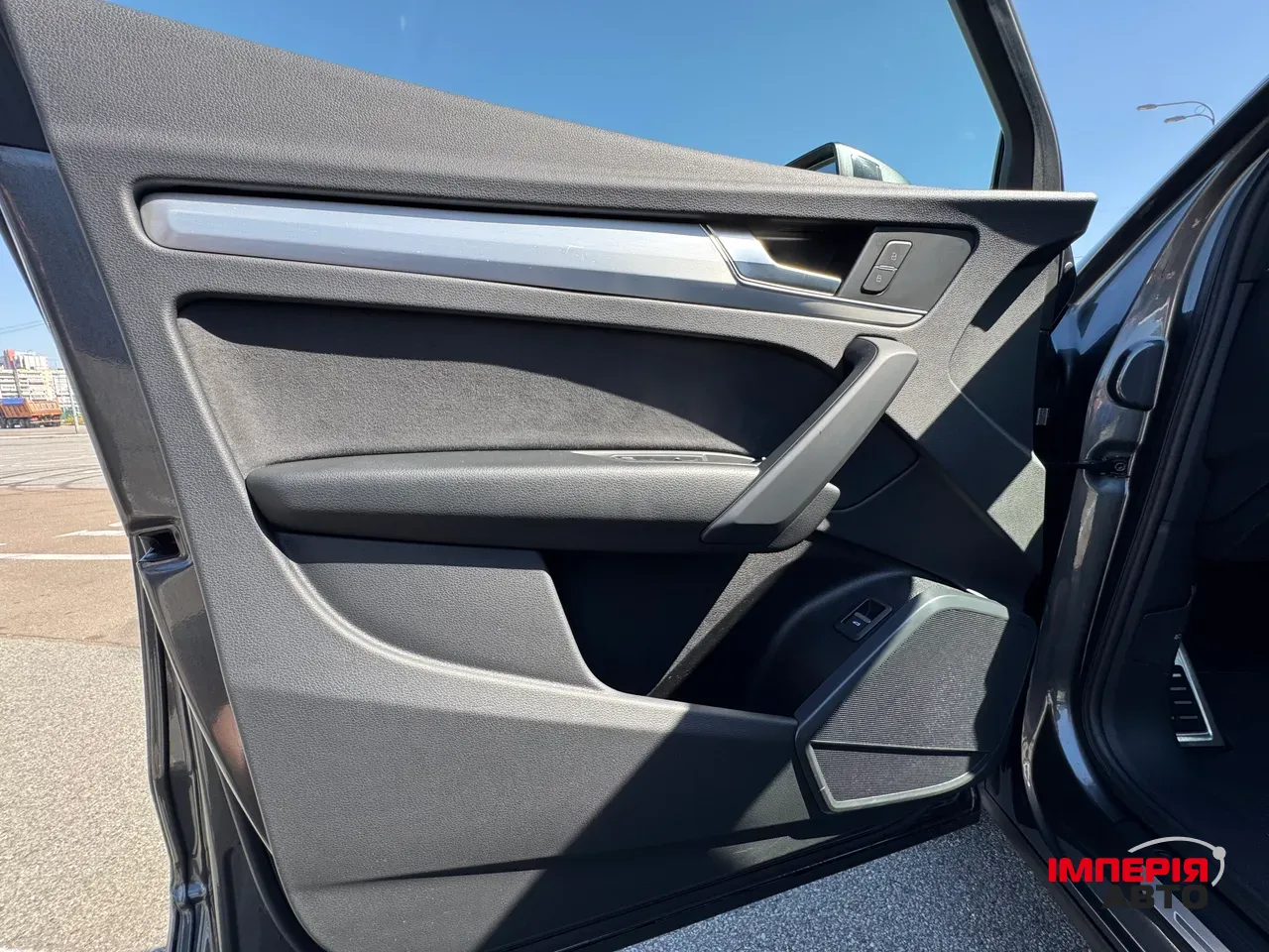 Audi Q5 - фото 11