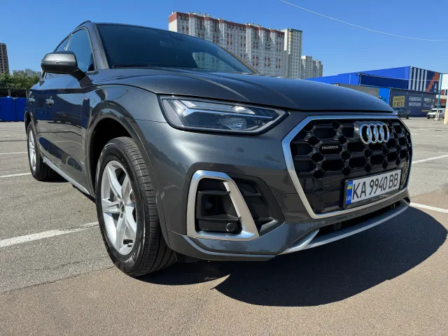 Audi Q5 - фото 1