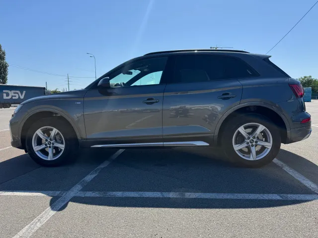 Audi Q5 - фото 4