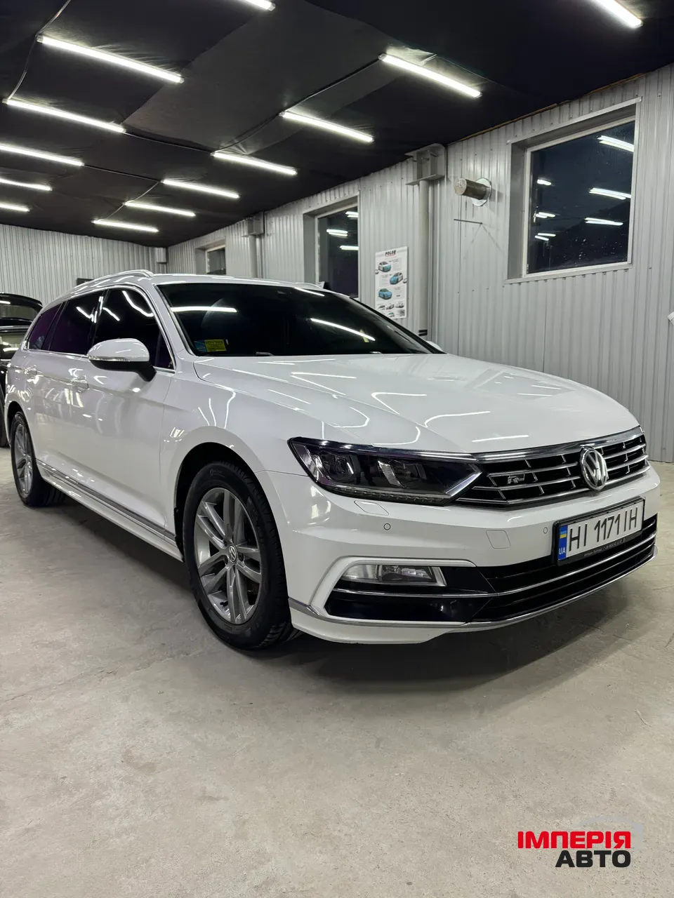 Volkswagen Passat - фото 1