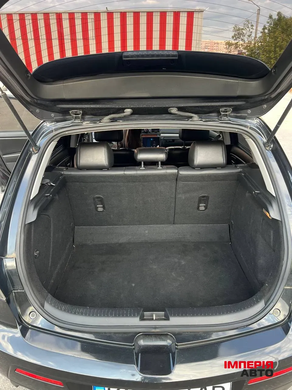 Mazda 3 - фото 16