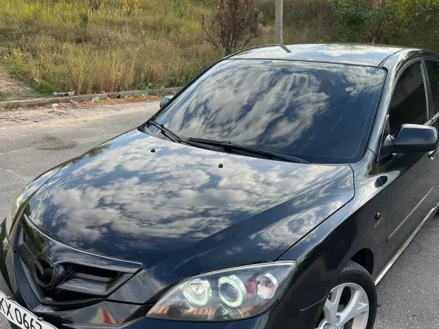 Mazda 3 - фото 3