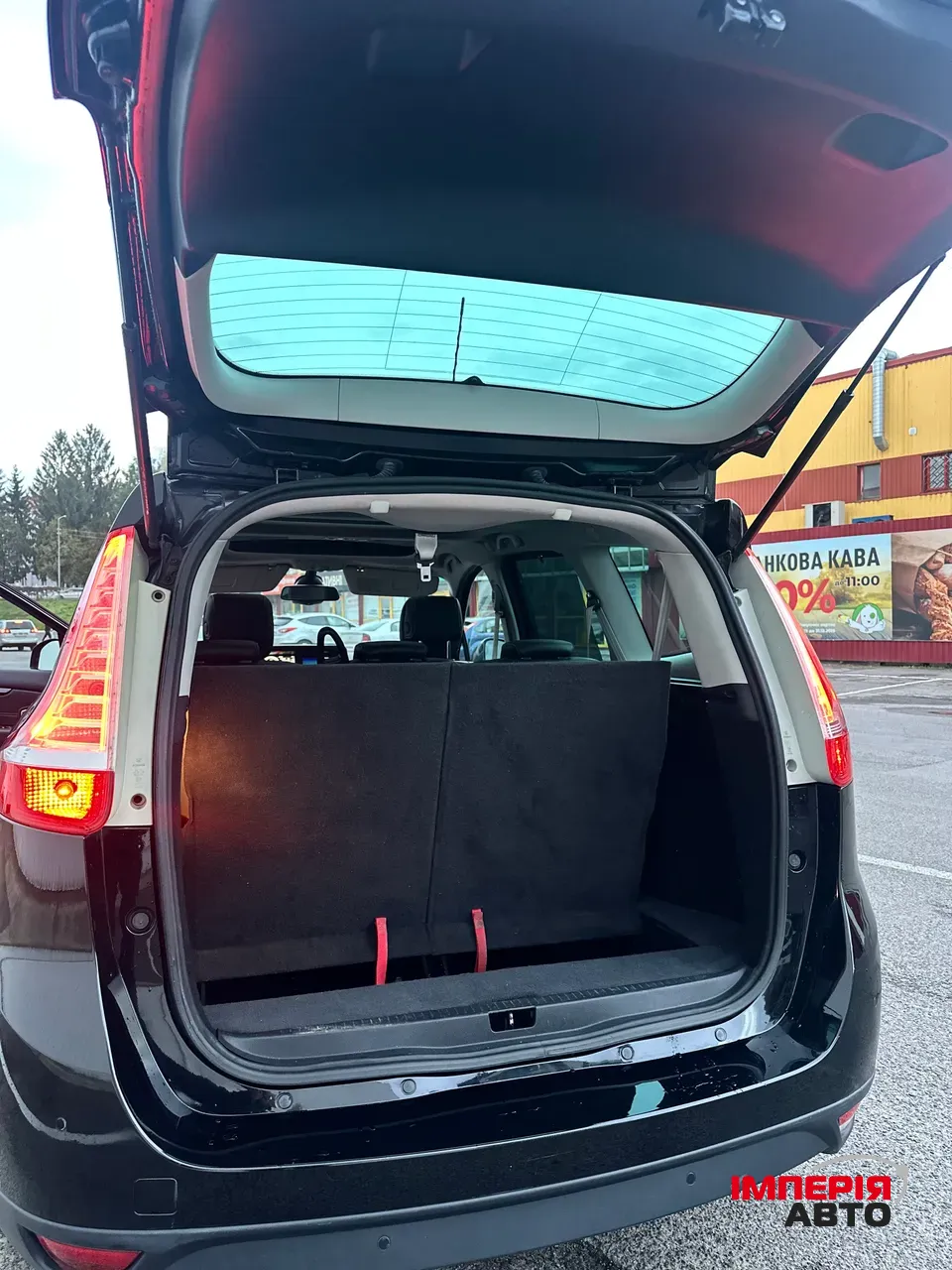 Renault Scenic - фото 13