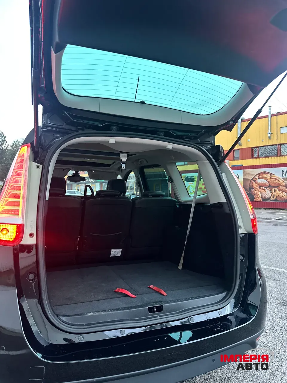 Renault Scenic - фото 15