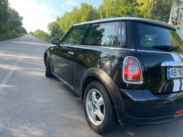 Mini Hatch - фото 3