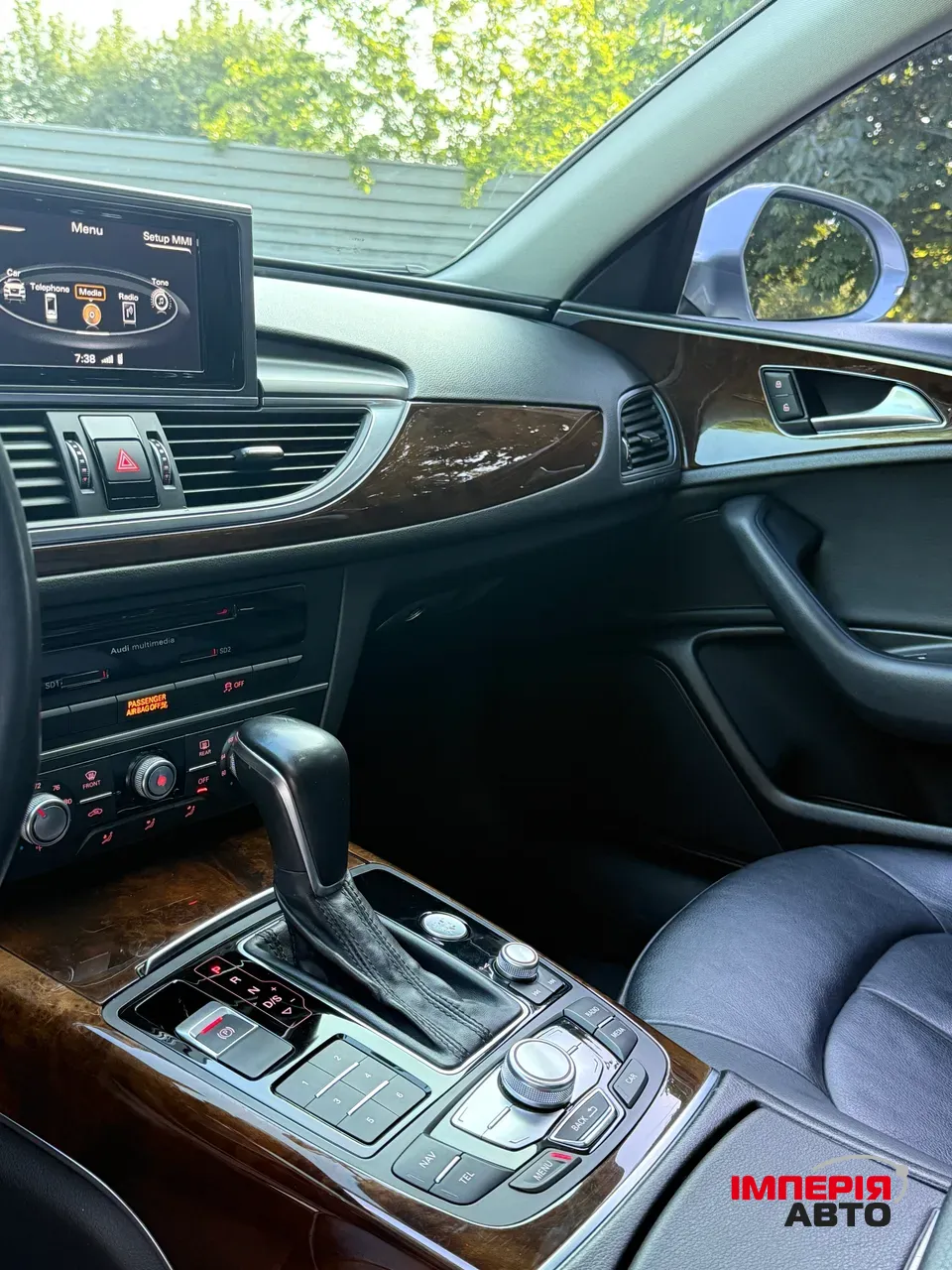 Audi A6 - фото 19