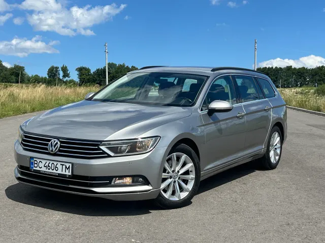 Volkswagen Passat - фото 4