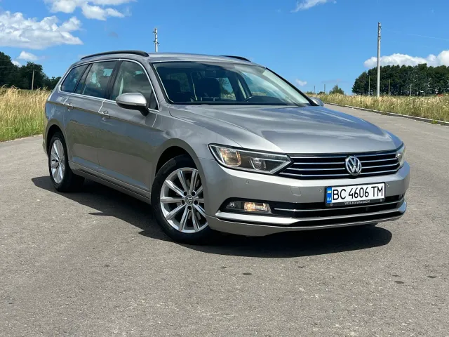Volkswagen Passat - фото 1
