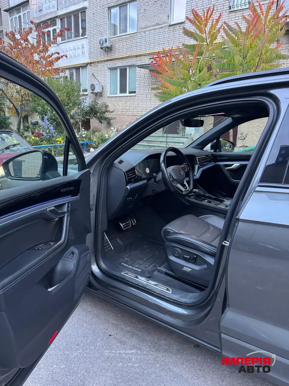 Volkswagen Touareg - фото 7