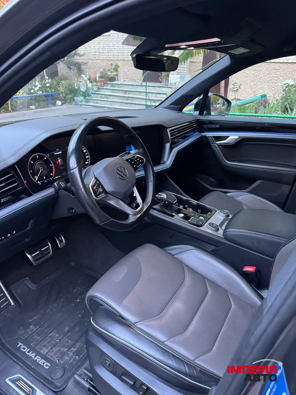 Volkswagen Touareg - фото 6