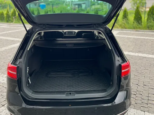 Volkswagen Passat - фото 5