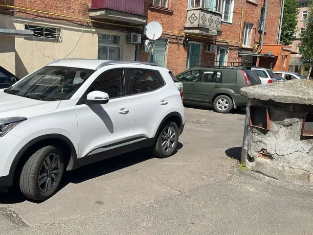 Chery Tiggo 4 - фото 2