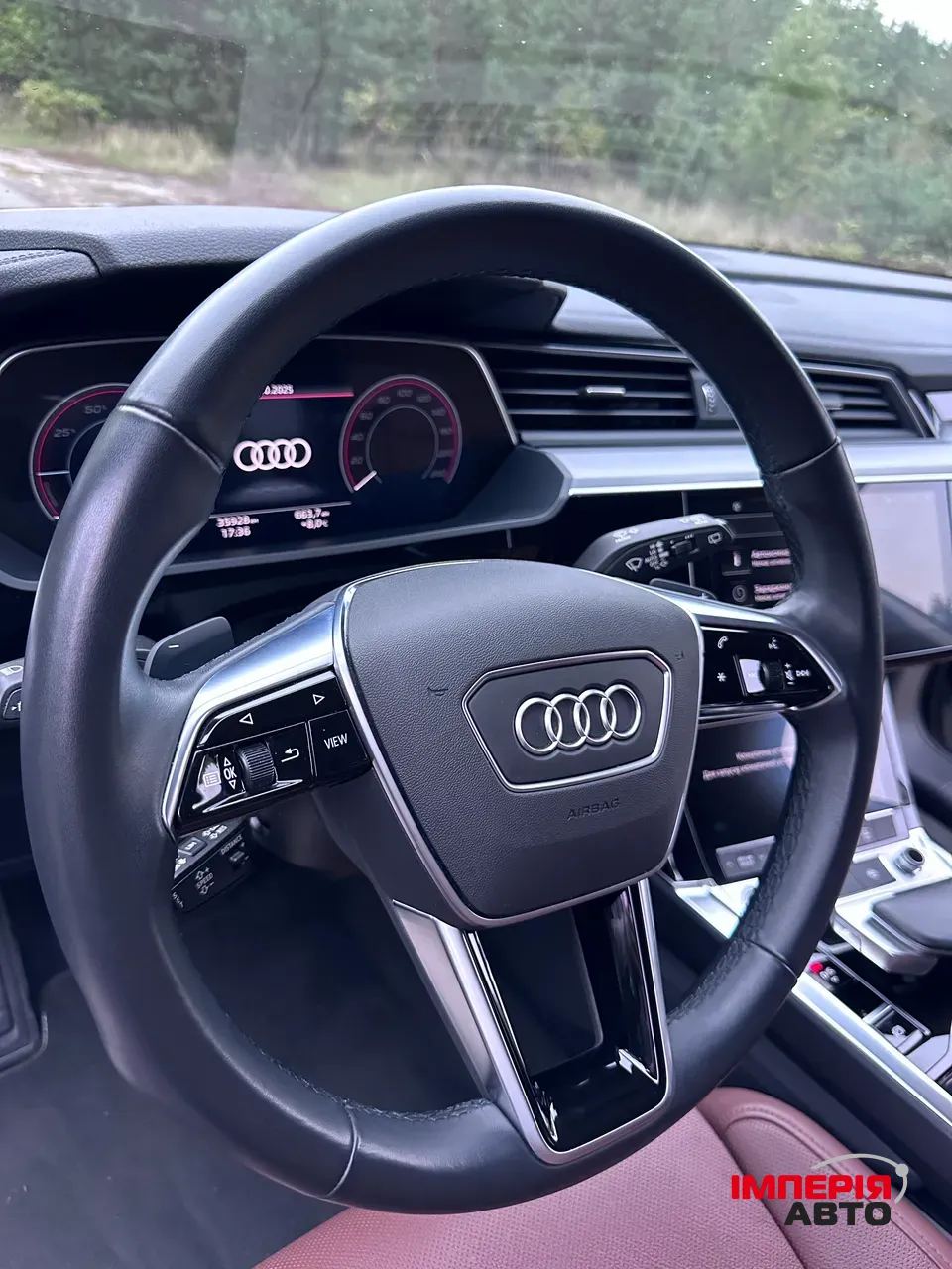 Audi e-tron - фото 20