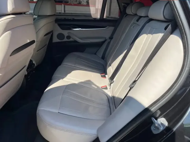 BMW X5 - фото 2