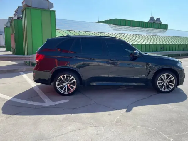 BMW X5 - фото 3