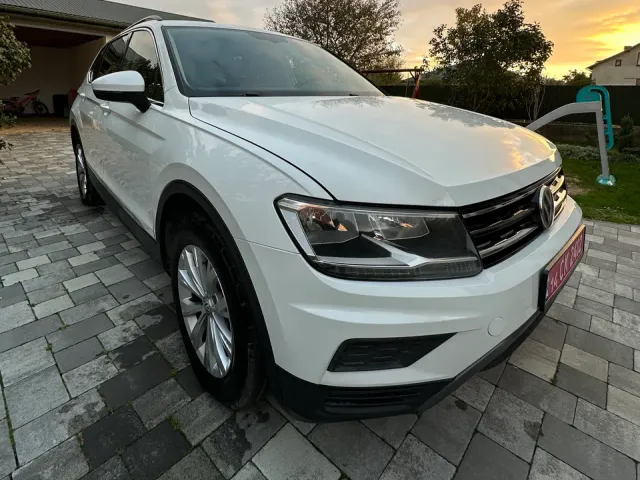 Volkswagen Tiguan - фото 3