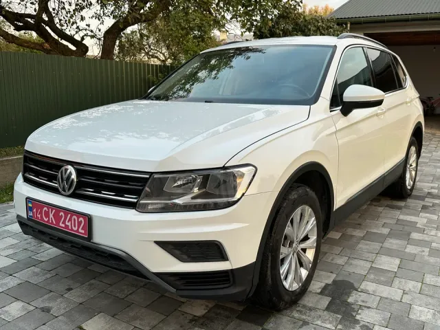 Volkswagen Tiguan - фото 5