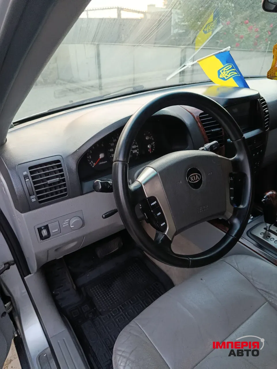 Kia Sorento - фото 3